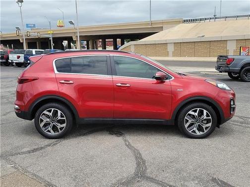 2022 Kia Sportage EX