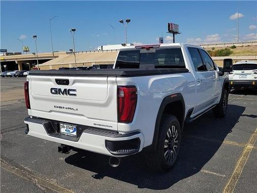 2025 GMC Sierra 2500 Denali Ultimate
