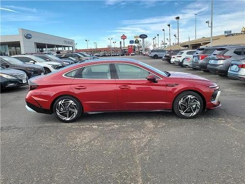 2024 Hyundai SONATA SEL