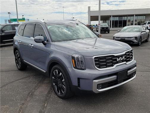 Silver 2023 Kia Telluride SX-Prestige