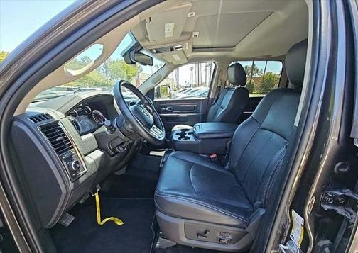 2018 RAM 2500 Laramie Crew Cab 4x4 6'4' Box