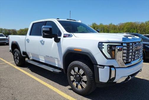2024 GMC Sierra 2500 Denali