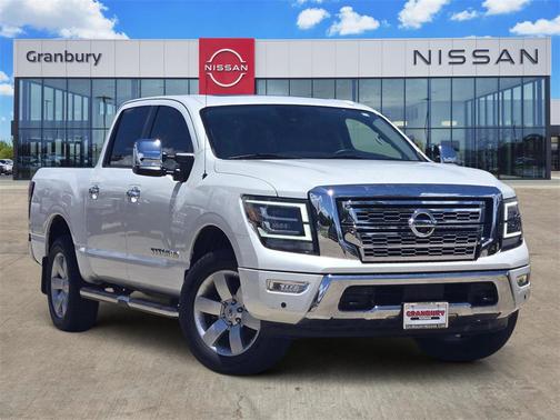 2020 Nissan Titan SL