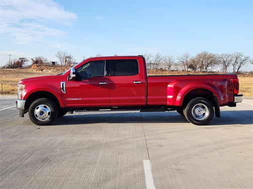 2022 Ford F-350 Lariat