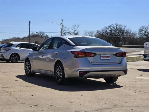 2020 Nissan Altima S FWD