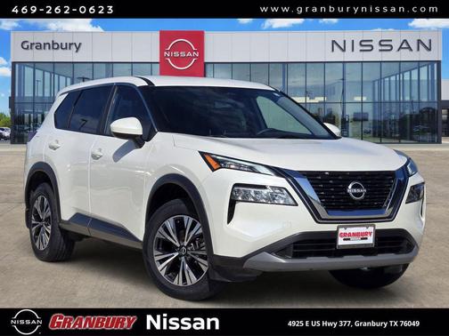 Pearl White Tricoat 2023 Nissan Rogue SV