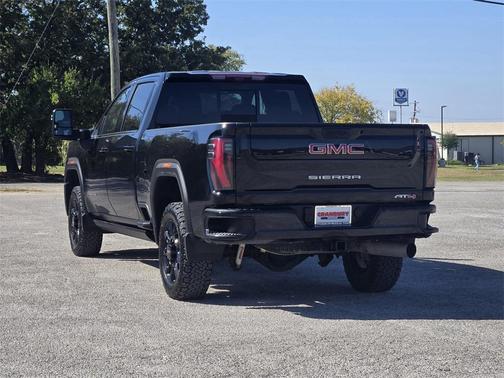 2024 GMC Sierra 2500 AT4