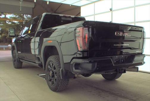 2024 GMC Sierra 2500 AT4