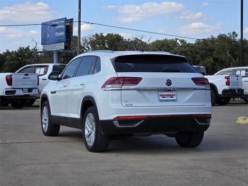 2021 Volkswagen Atlas Cross Sport 2.0T SE w/Technology