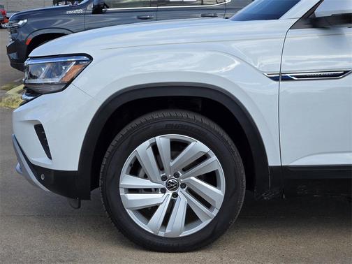 2021 Volkswagen Atlas Cross Sport 2.0T SE w/Technology
