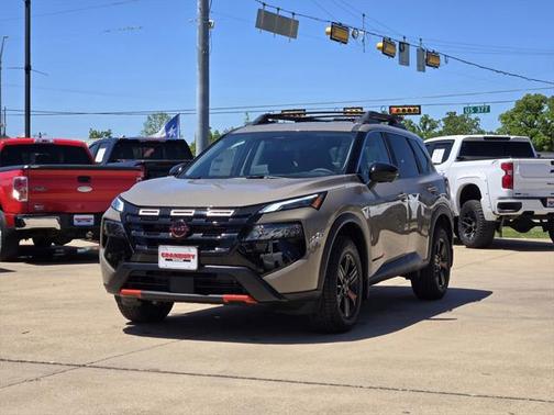 2025 Nissan Rogue Rock Creek