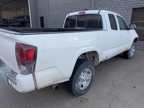 2021 Toyota Tacoma SR
