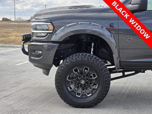 2024 RAM 3500 Laramie Crew Cab 4x4 6'4' Box