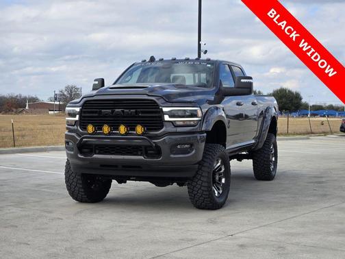 2024 RAM 3500 Laramie Crew Cab 4x4 6'4' Box