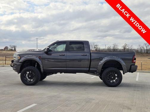 2024 RAM 3500 Laramie Crew Cab 4x4 6'4' Box