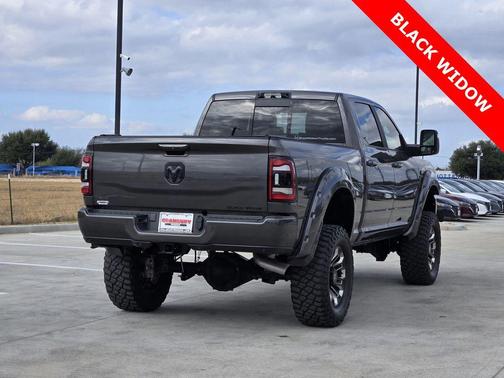 2024 RAM 3500 Laramie Crew Cab 4x4 6'4' Box