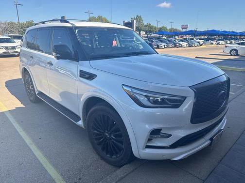 2024 INFINITI QX80 PREMIUM SELECT AWD