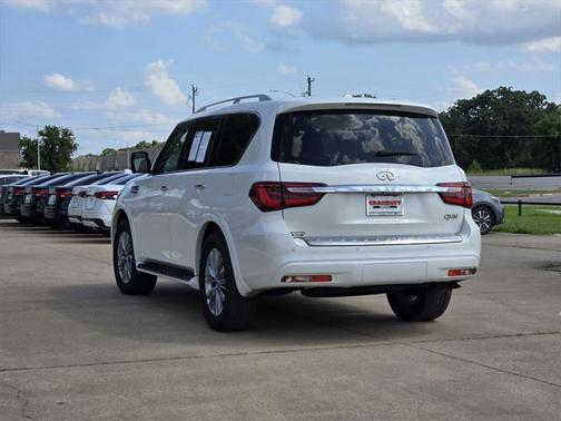 2018 INFINITI QX80 Base