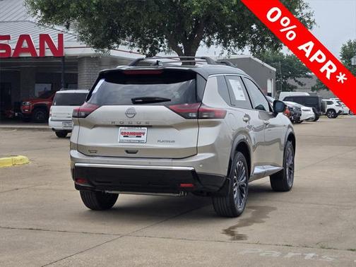 2025 Nissan Rogue Platinum