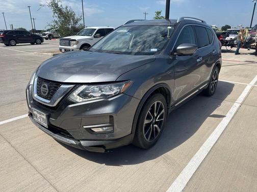 Gun Metallic 2018 Nissan Rogue SL