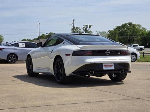 2025 Nissan Z Performance