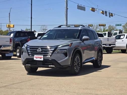 2025 Nissan Rogue Platinum