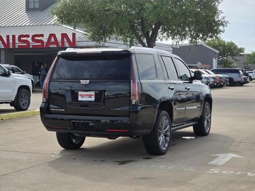 2020 Cadillac Escalade Premium Luxury