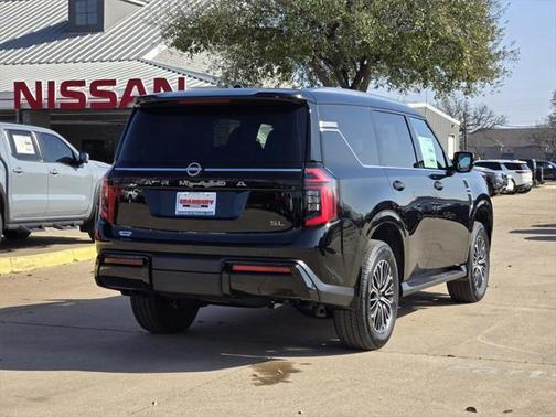 2025 Nissan Armada SL 4WD