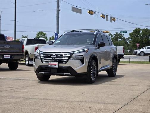 2025 Nissan Rogue Platinum