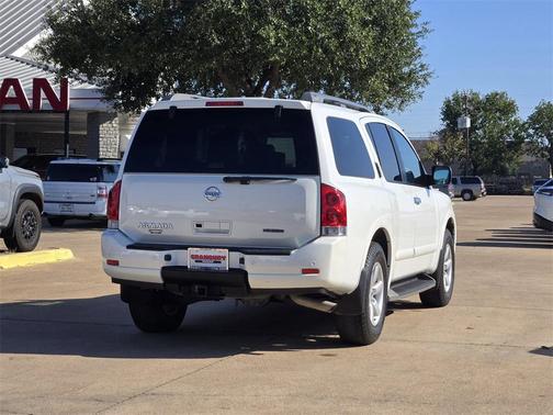 2015 Nissan Armada SV