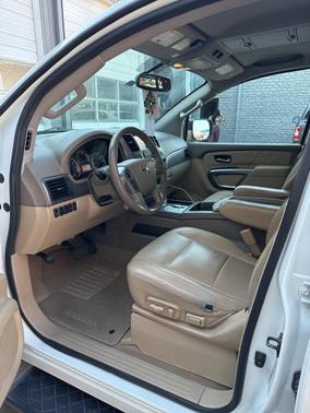 2015 Nissan Armada SV