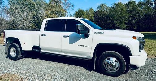 2022 Chevrolet Silverado 3500 High Country