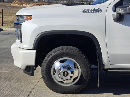 2022 Chevrolet Silverado 3500 High Country