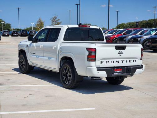 Glacier White 2027 Nissan Frontier SV