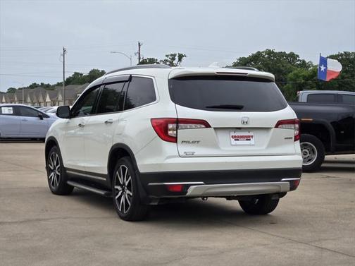 2019 Honda Pilot Touring 8-Passenger