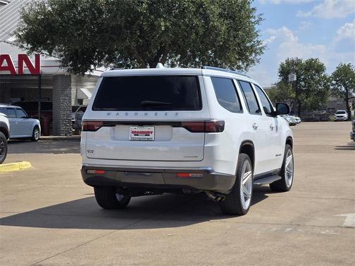 2022 Jeep Wagoneer Series II 4x2