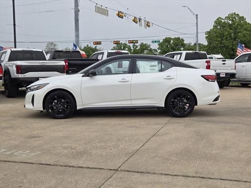 2025 Nissan Sentra SR