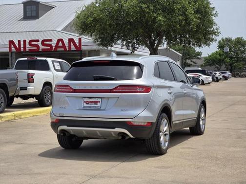 2017 Lincoln MKC Select