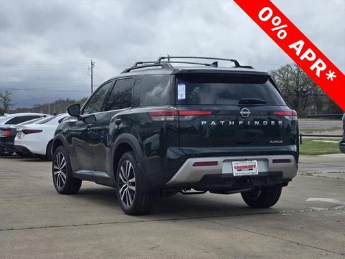 2025 Nissan Pathfinder Platinum FWD