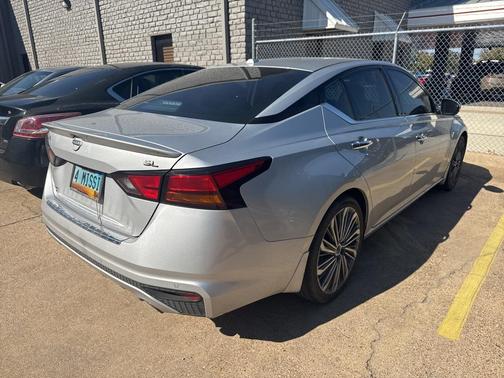 2023 Nissan Altima 2.5 SL