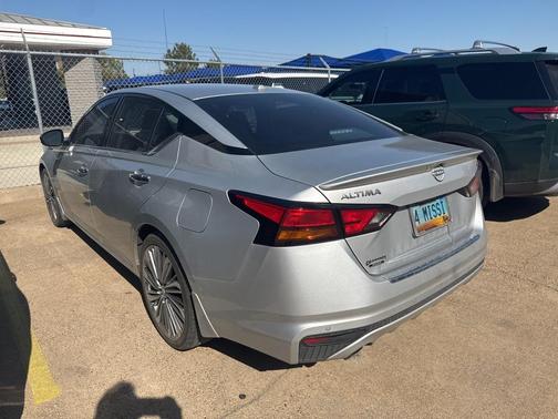 2023 Nissan Altima 2.5 SL