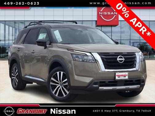 2025 Nissan Pathfinder Platinum FWD