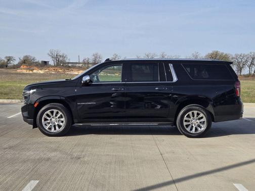 2022 Chevrolet Suburban Premier