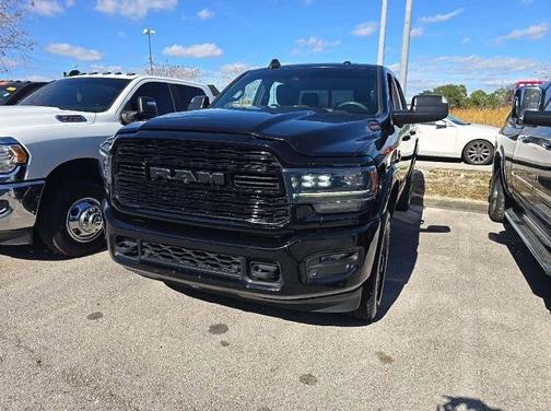 2020 RAM 2500 Limited Crew Cab 4X4 6'4' Box