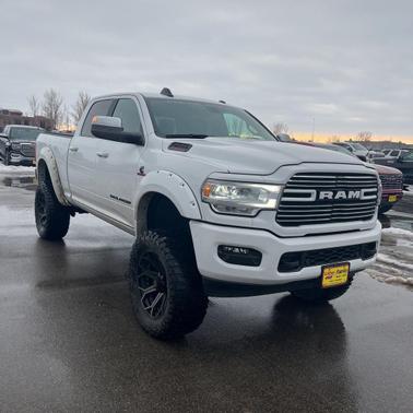 2022 RAM 2500 Laramie Crew Cab 4x4 6'4' Box