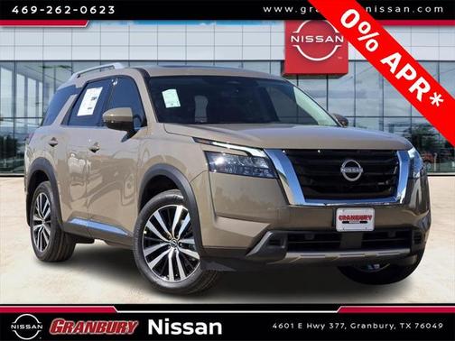 2025 Nissan Pathfinder Platinum FWD