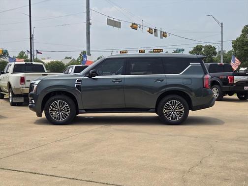 2025 Nissan Armada SL 4WD