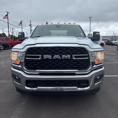 2023 RAM 3500 Big Horn Crew Cab 4x2 8' Box