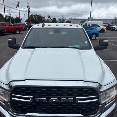 2023 RAM 3500 Big Horn Crew Cab 4x2 8' Box