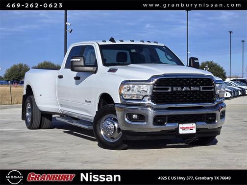 2023 RAM 3500 Big Horn Crew Cab 4x2 8' Box